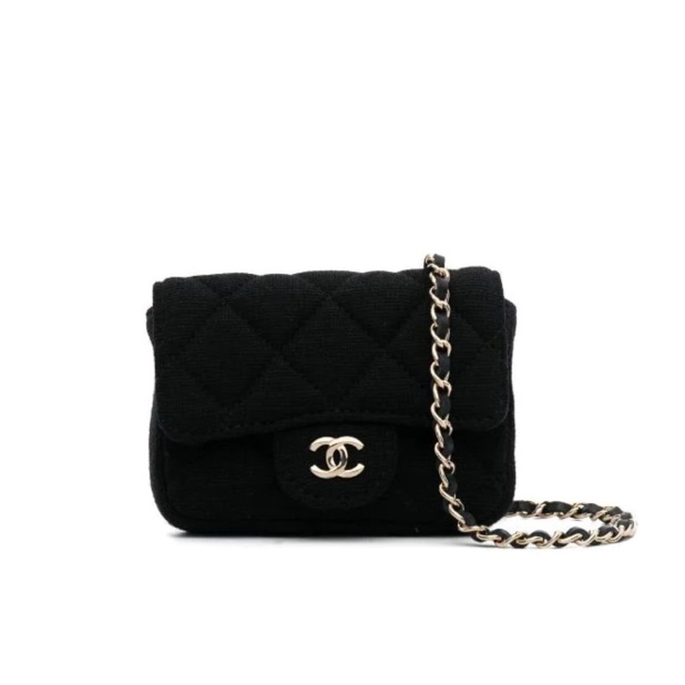 CHANEL Classic Belt Bag